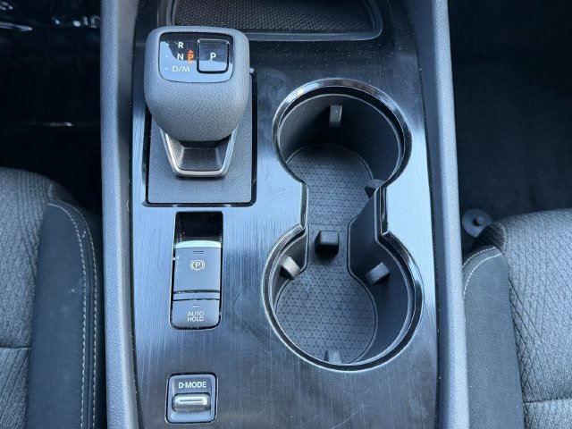 Used 2024 Nissan Rogue SV FWD image 29
