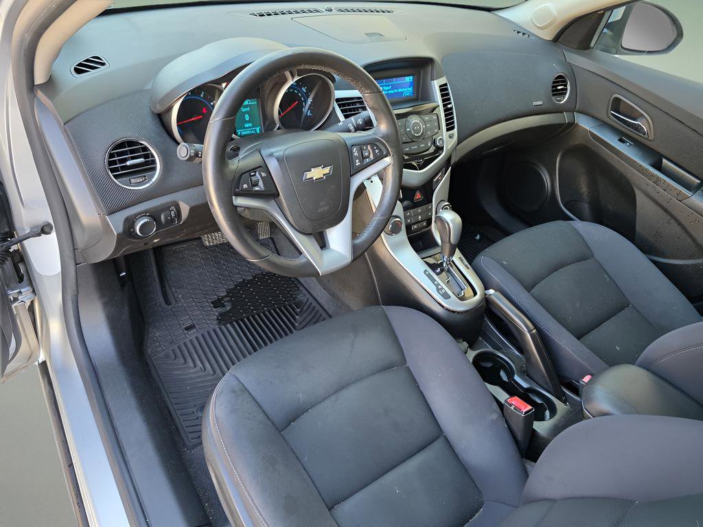 Used 2013 Chevrolet Cruze LT image 20