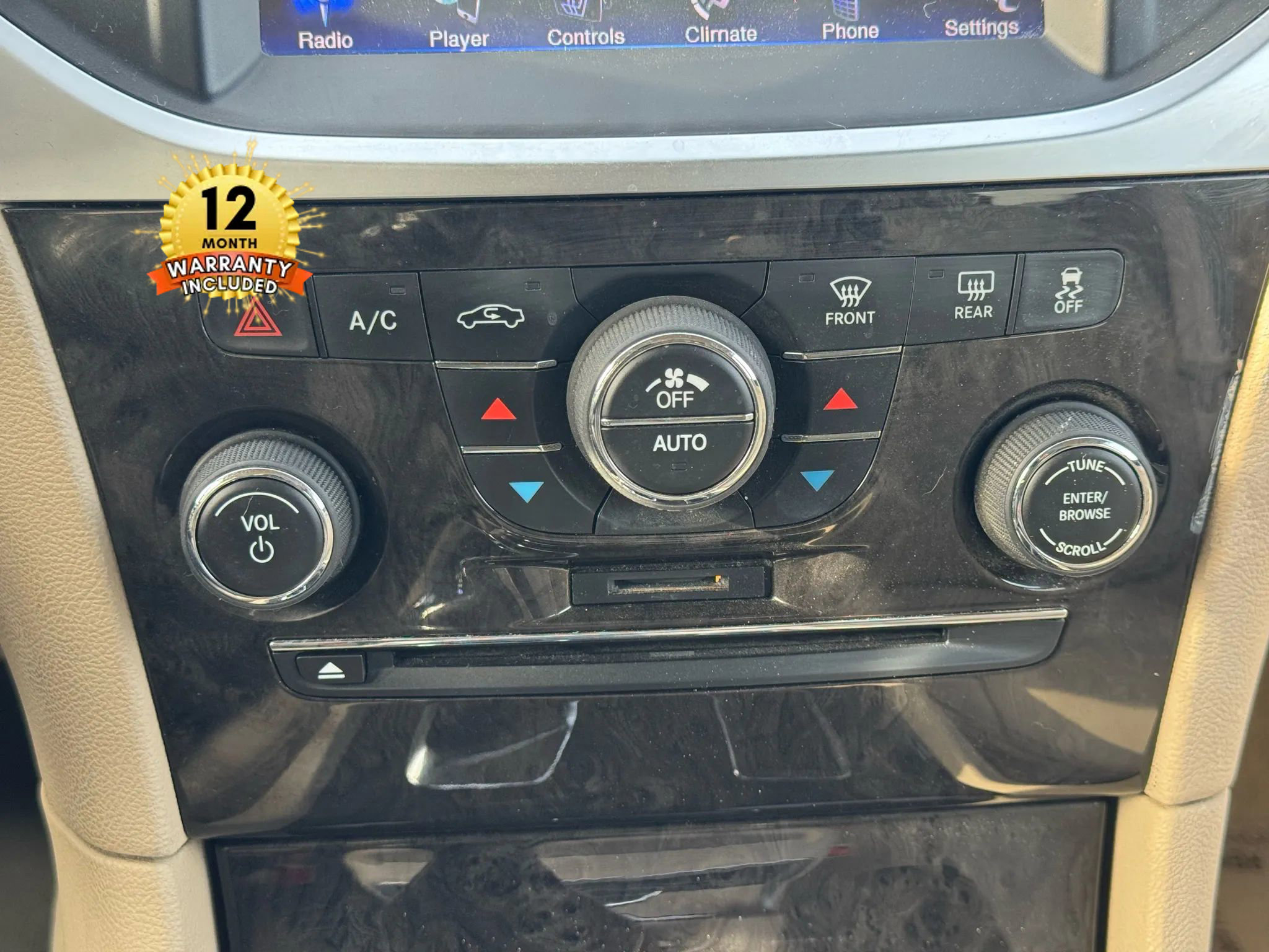 Used 2014 Chrysler 300 image 30