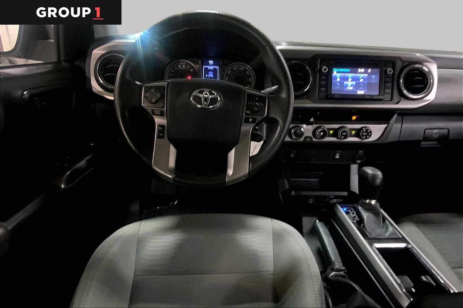Certified 2017 Toyota Tacoma SR5 w/ Tow Package AWD/4WD image 6
