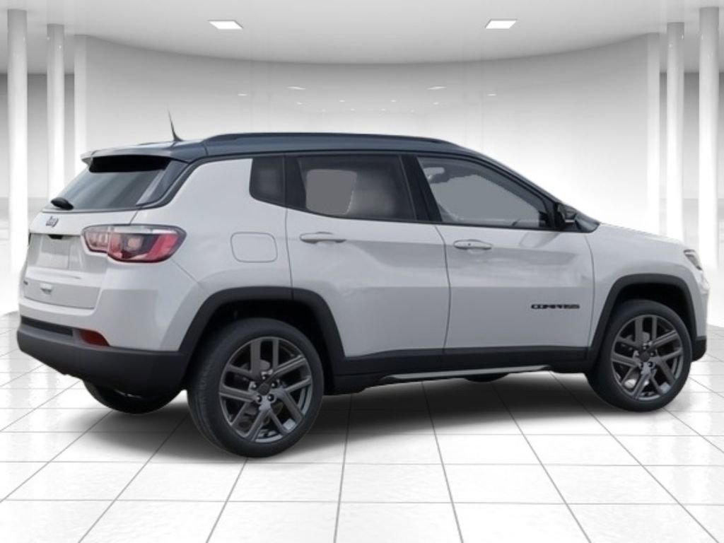 New 2026 Jeep Compass Limited image 4