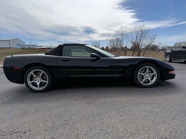 Used 2004 Chevrolet Corvette Convertible w/ Preferred Equipment Group image 5