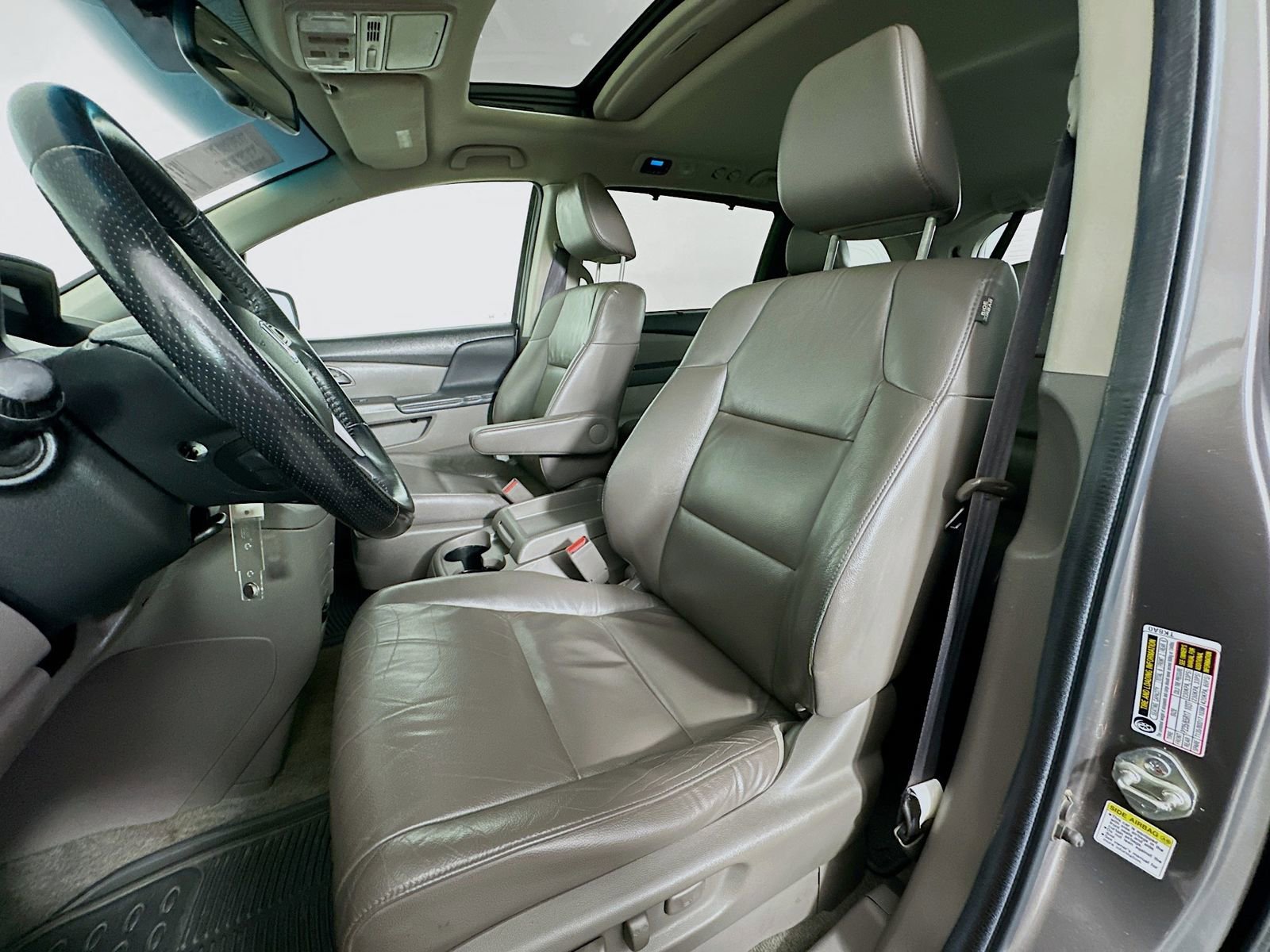 Used 2011 Honda Odyssey EX-L image 20