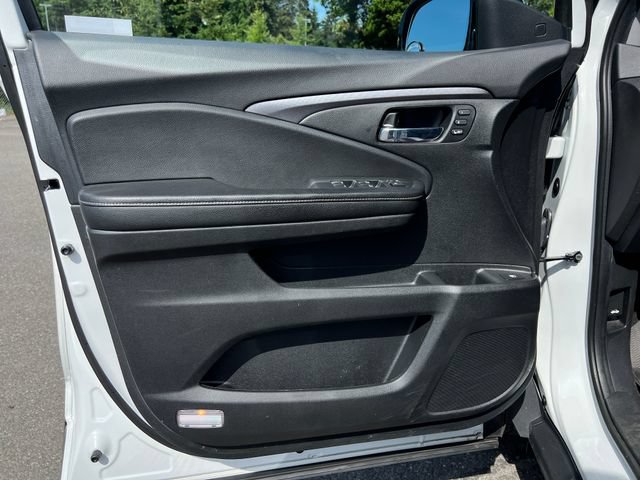 Used 2022 Honda Ridgeline RTL-E image 16