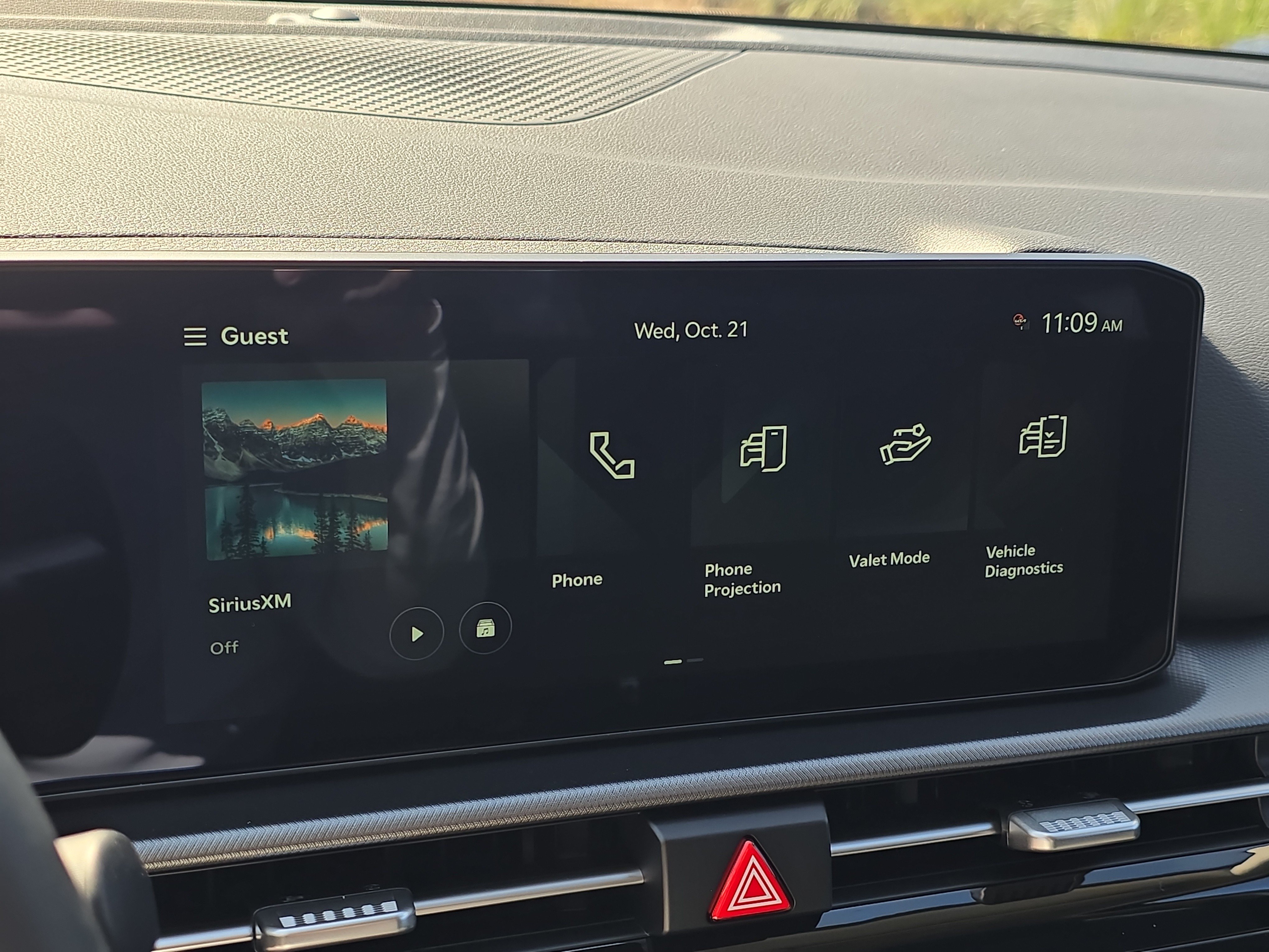 New 2027 Kia Sportage LX FWD image 22