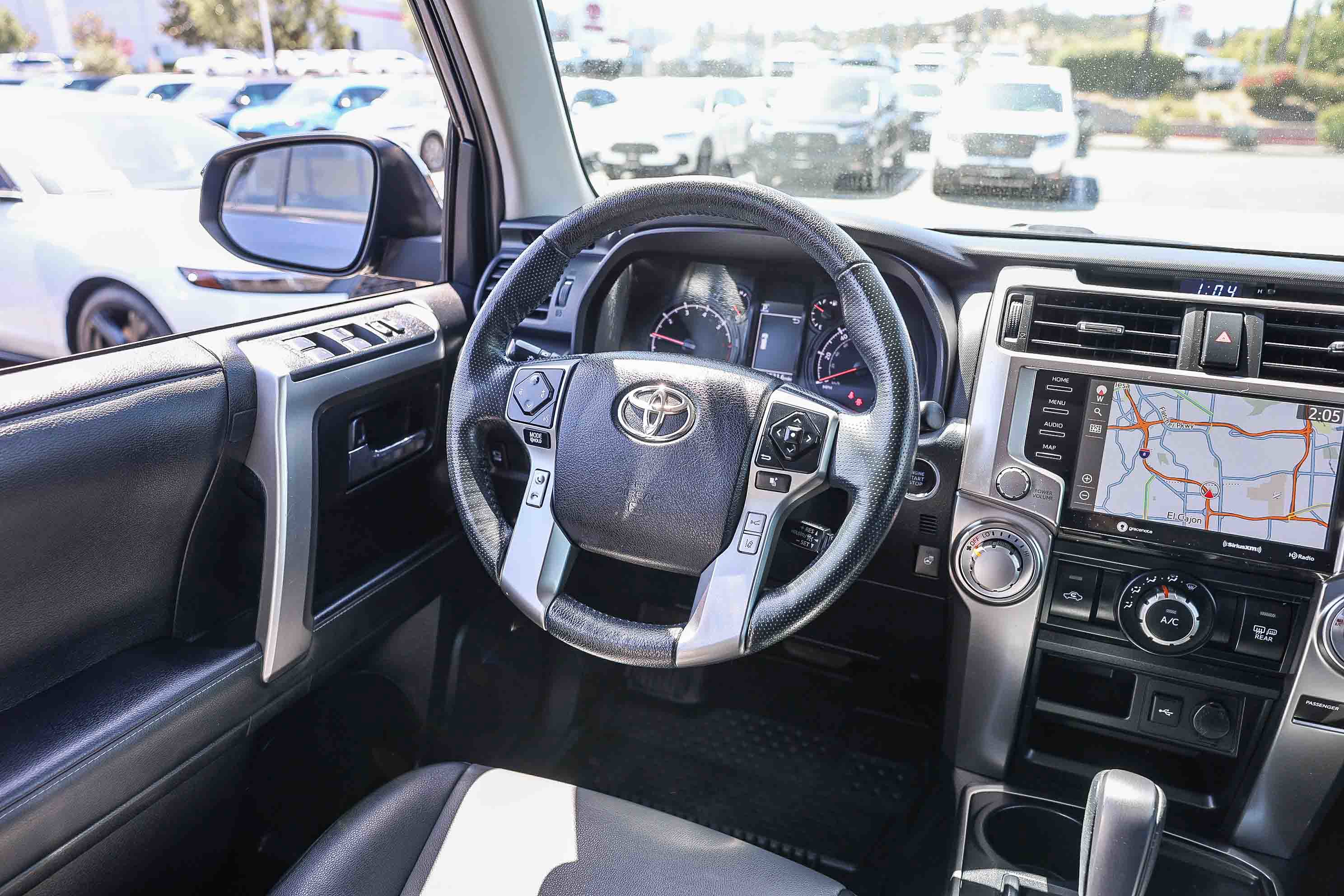 Used 2024 Toyota 4Runner SR5 Premium w/ Moonroof Package RWD image 4