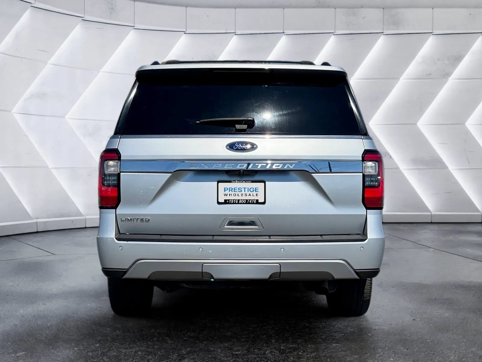 Used 2018 Ford Expedition Limited AWD/4WD image 7