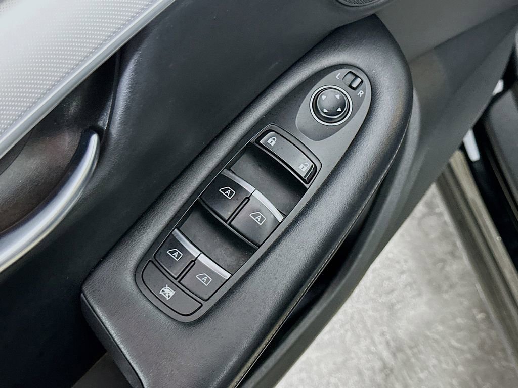 Used 2021 INFINITI QX50 Luxe image 20