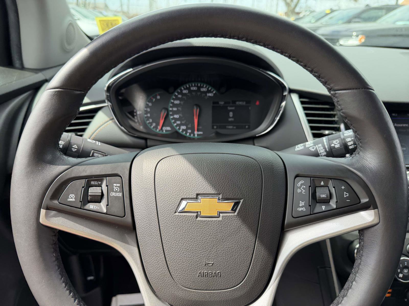 Certified 2022 Chevrolet Trax LT w/ LT Convenience Package image 27