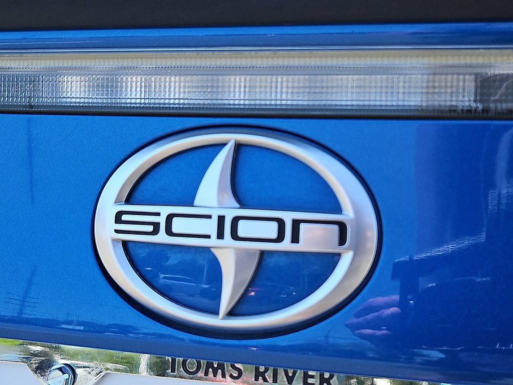Used 2014 Scion tC FWD image 27