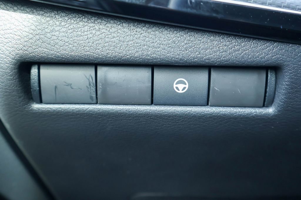 New 2026 Nissan Kicks SR image 15