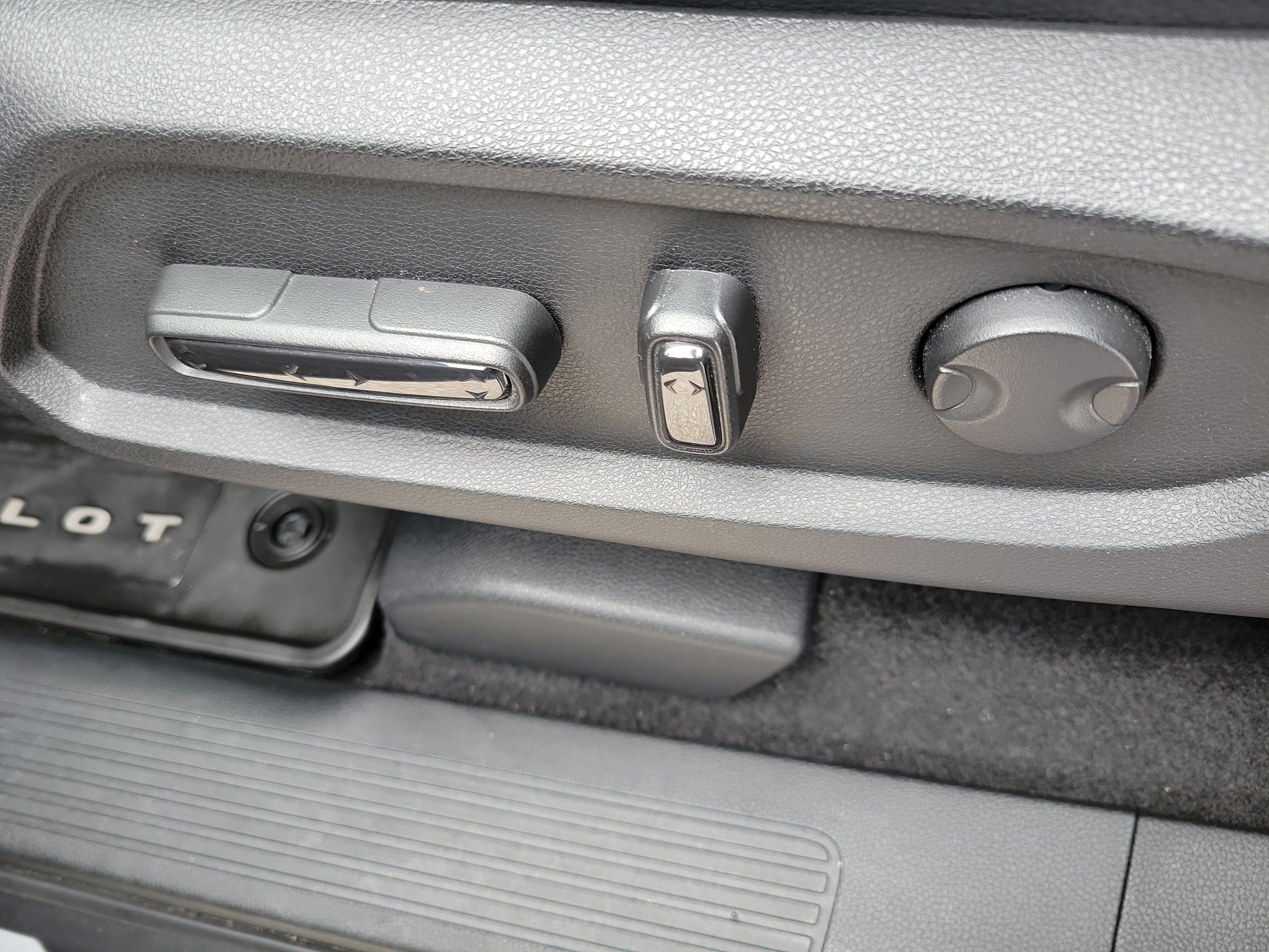 Used 2024 Honda Pilot EX-L image 22