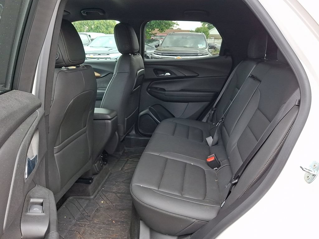 Certified 2023 Chevrolet TrailBlazer ACTIV w/ Technology Package FWD image 10