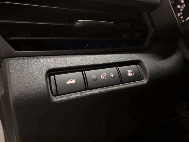 Used 2026 Nissan Altima 2.5 SV FWD image 28