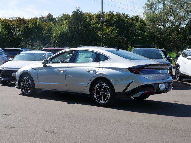 New 2026 Hyundai Sonata SEL AWD/4WD image 3