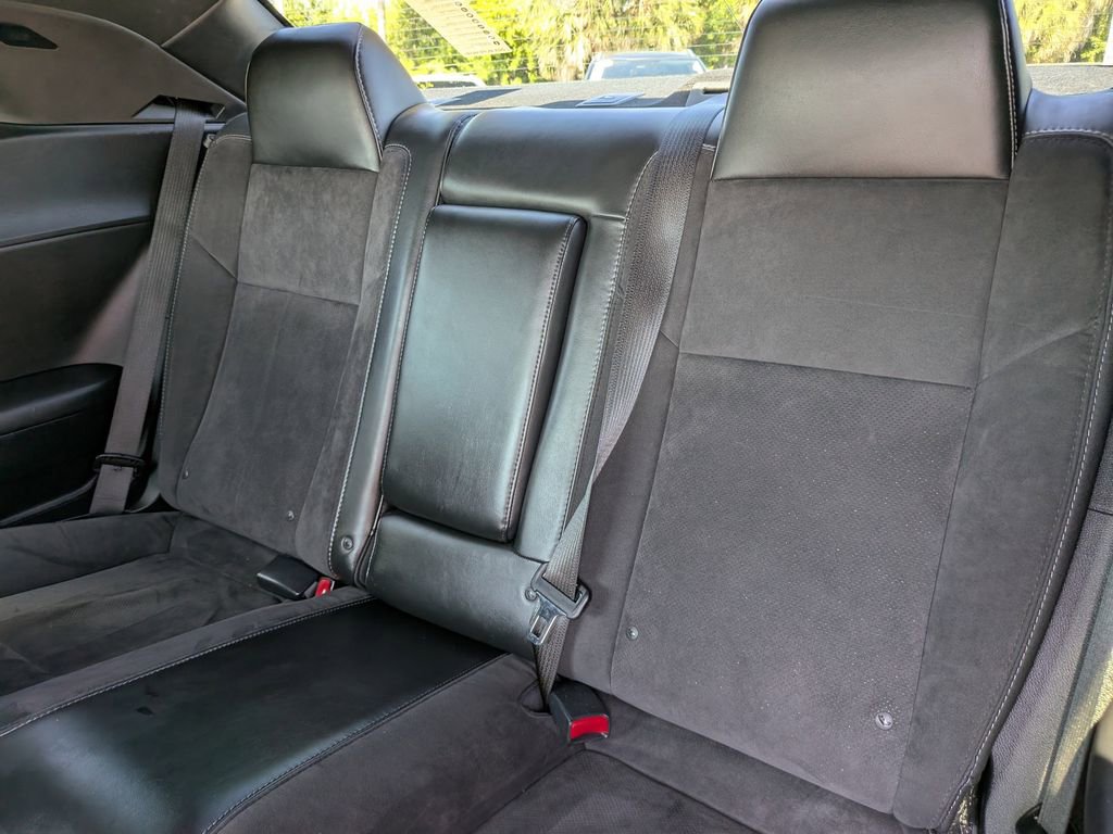 Used 2016 Dodge Challenger R/T Scat Pack RWD image 20