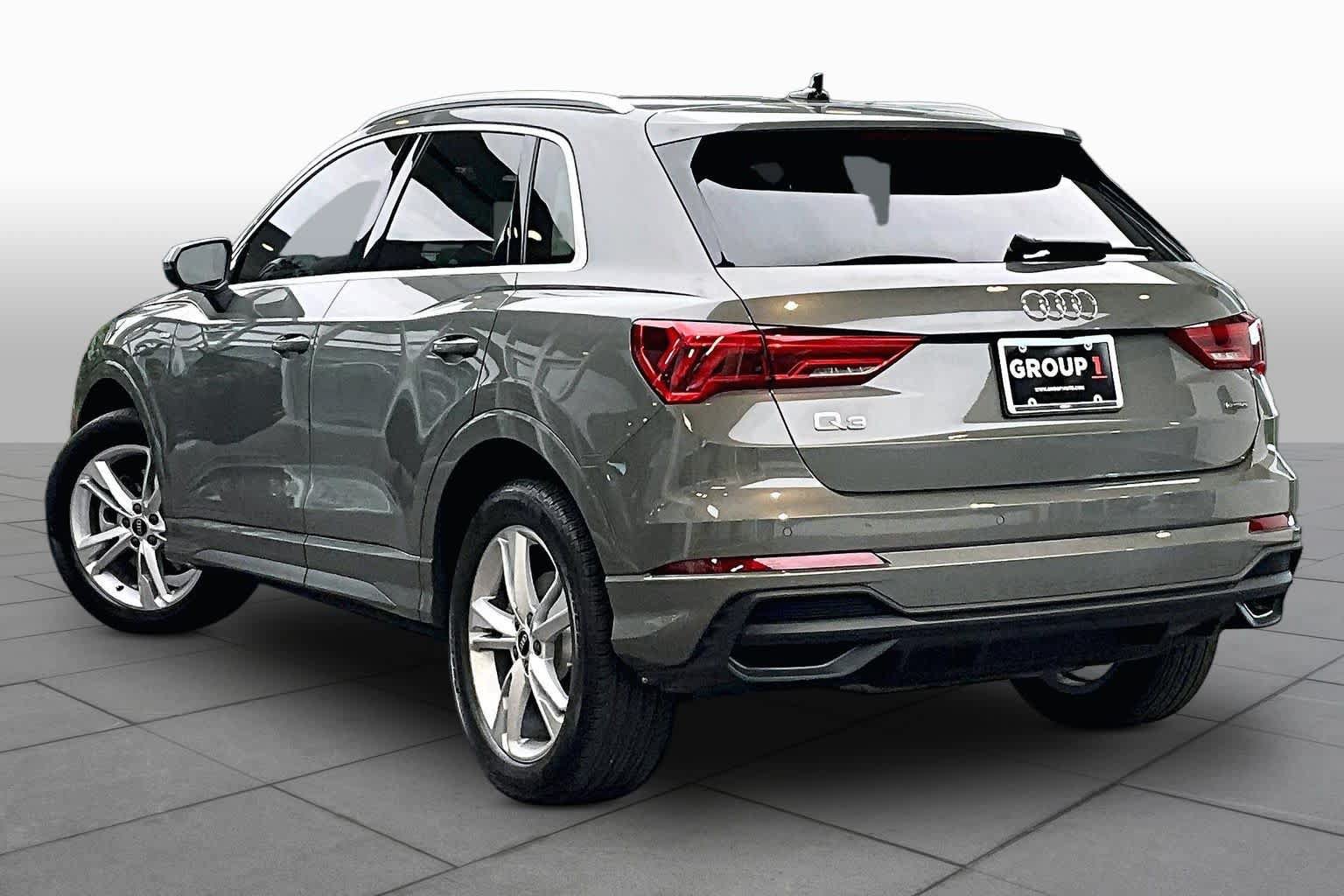 Used 2024 Audi Q3 2.0T Premium w/ Convenience Package AWD/4WD image 12
