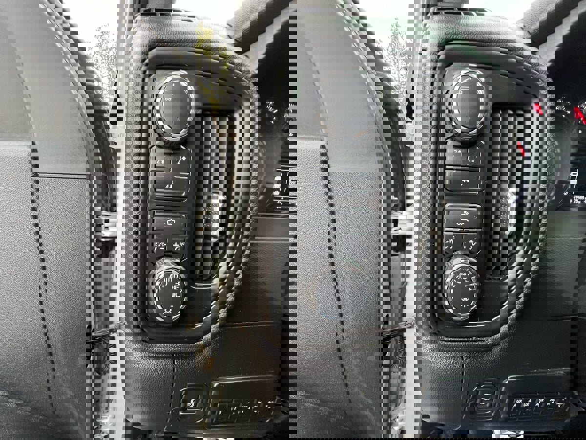 Used 2020 Chevrolet Silverado 2500 W/T w/ WT Convenience Package image 28