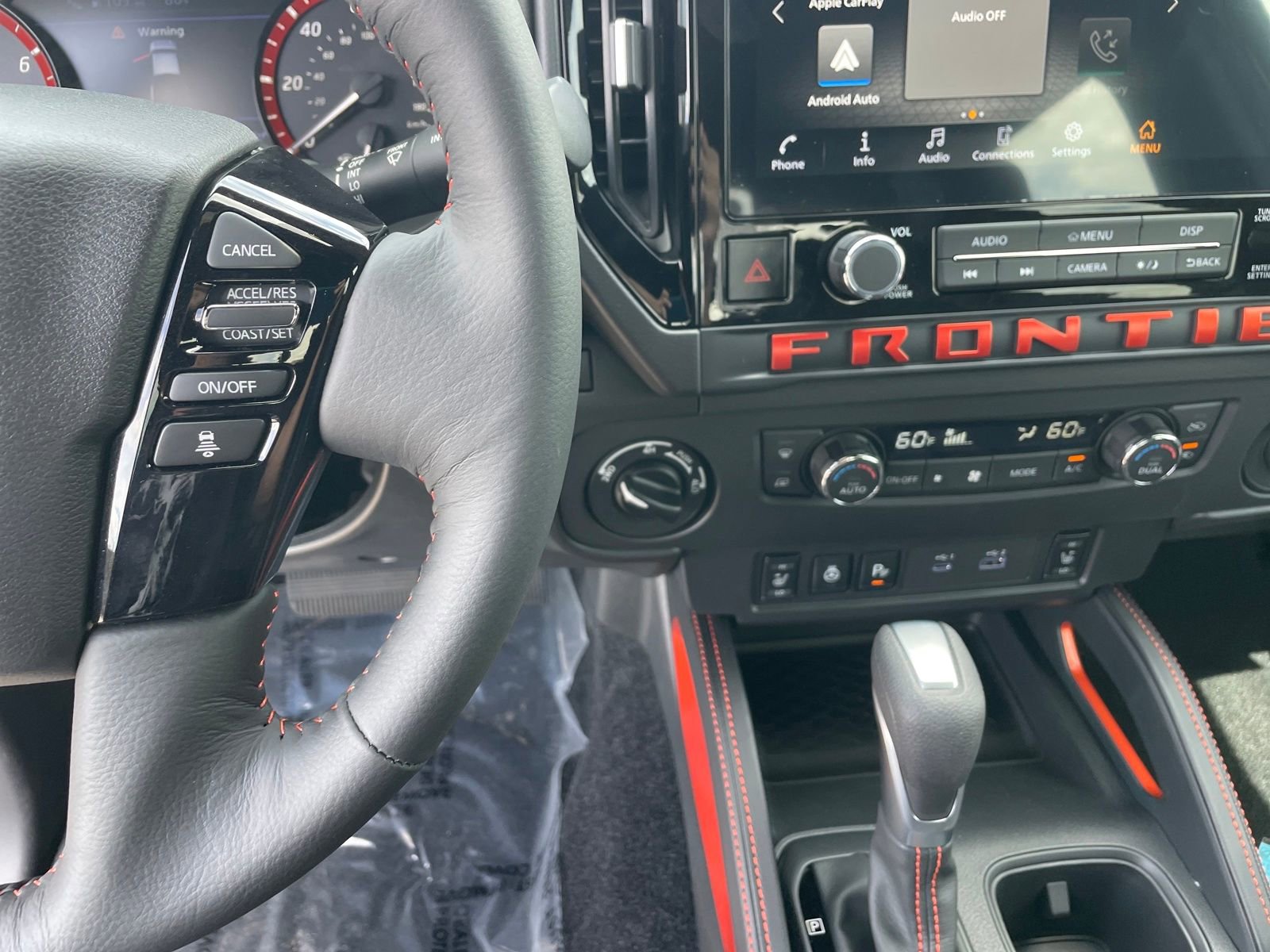New 2026 Nissan Frontier PRO-4X w/ Pro-4x Convenience Package image 15
