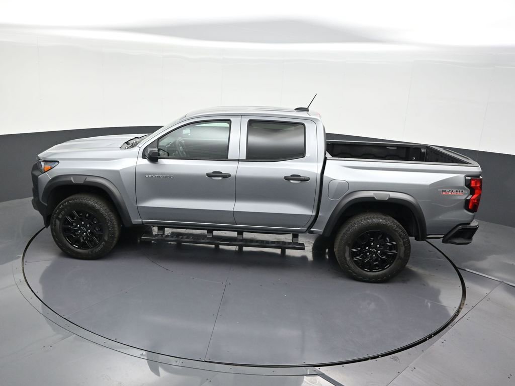 Used 2025 Chevrolet Colorado Trail Boss image 16