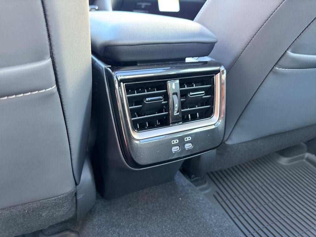 New 2026 Toyota Crown Platinum AWD/4WD image 33