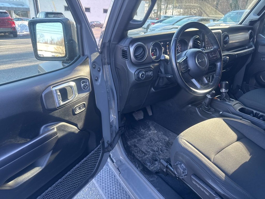 Used 2020 Jeep Wrangler Sport image 11