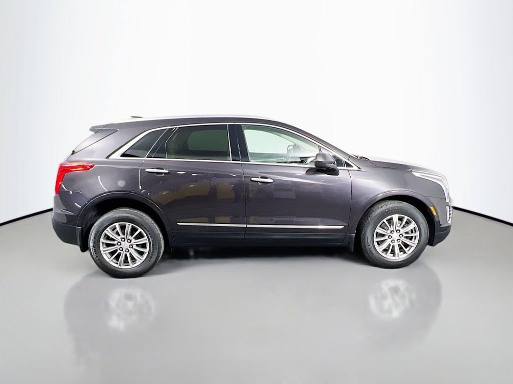 Used 2018 Cadillac XT5 Luxury image 4
