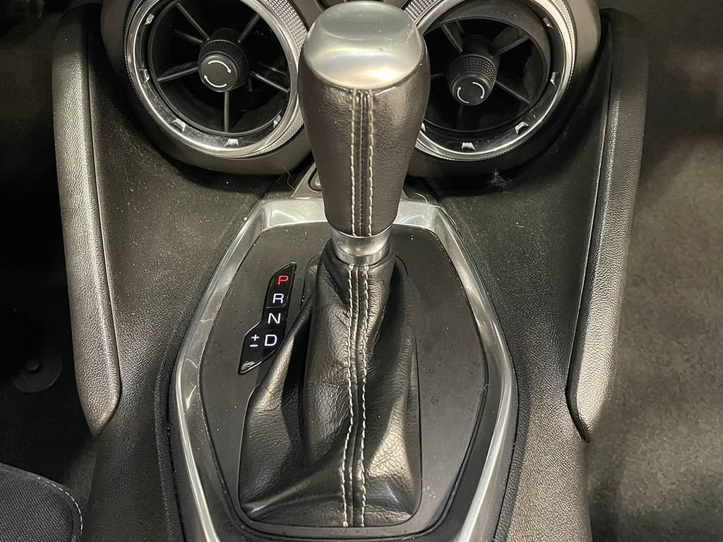 Used 2019 Chevrolet Camaro LT RWD image 57