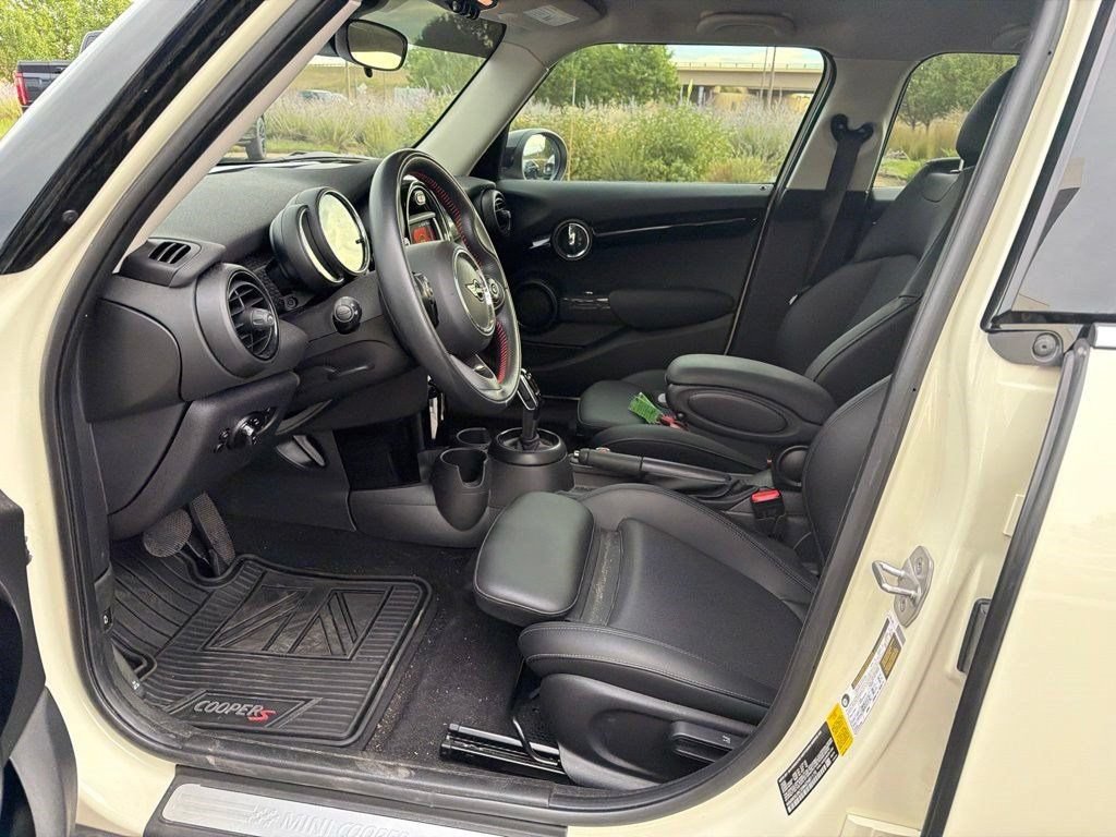 Used 2021 MINI Cooper S FWD image 10