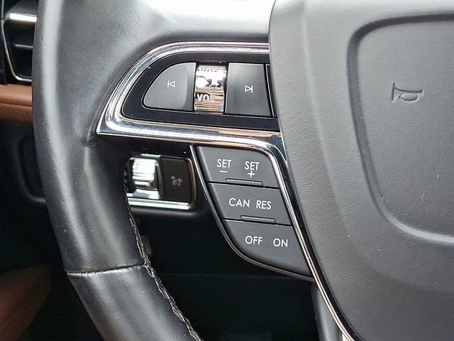 Used 2021 Lincoln Nautilus Reserve AWD/4WD image 22