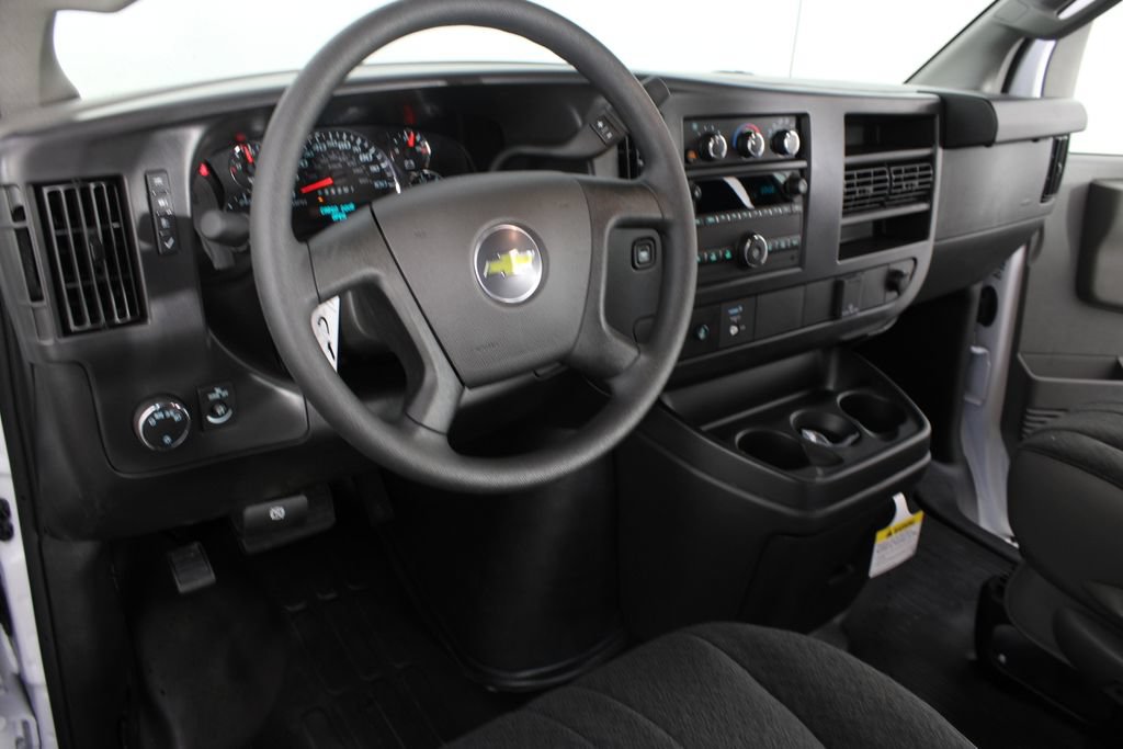 New 2026 Chevrolet Express 2500 RWD image 6