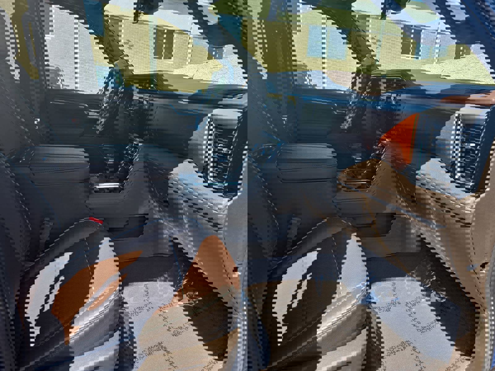 Used 2025 GMC Sierra 1500 Denali w/ Technology Package image 10