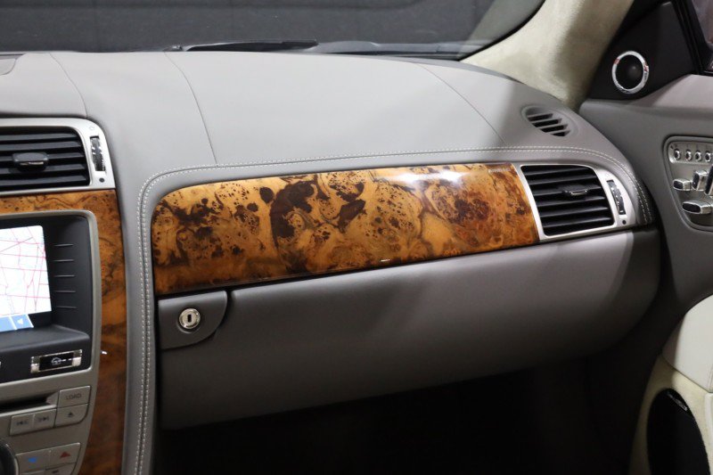 Used 2010 Jaguar XK Coupe RWD image 49