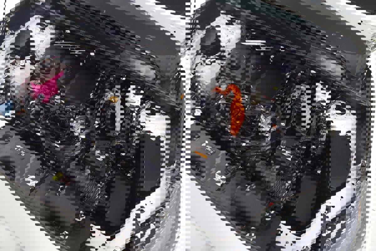 Used 2022 Toyota RAV4 Limited image 17