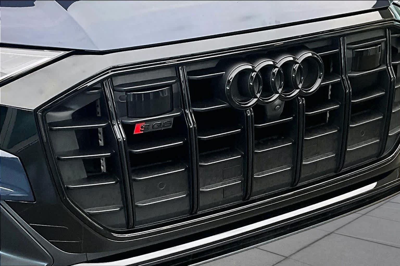 Certified 2023 Audi SQ8 Premium Plus AWD/4WD image 31