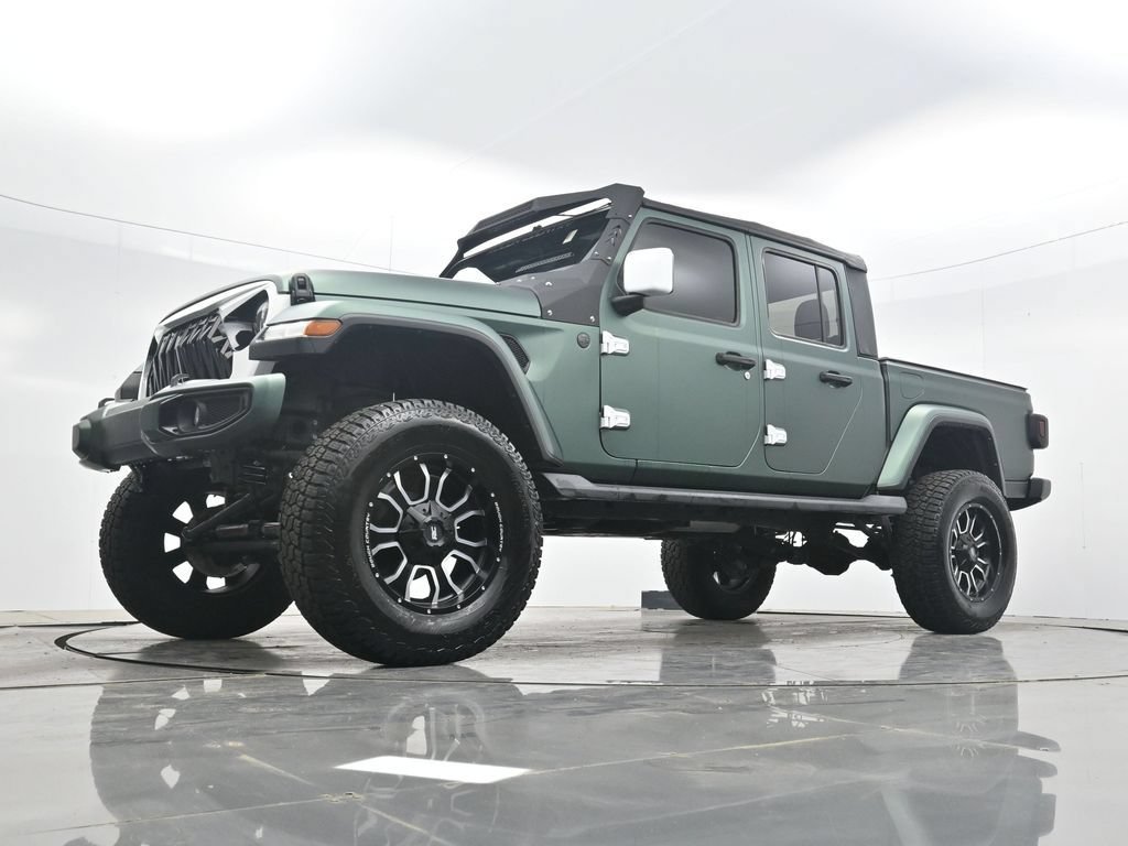 Used 2023 Jeep Gladiator Sport AWD/4WD image 28