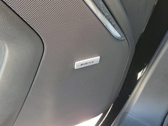 Used 2025 Chevrolet Suburban High Country AWD/4WD image 19