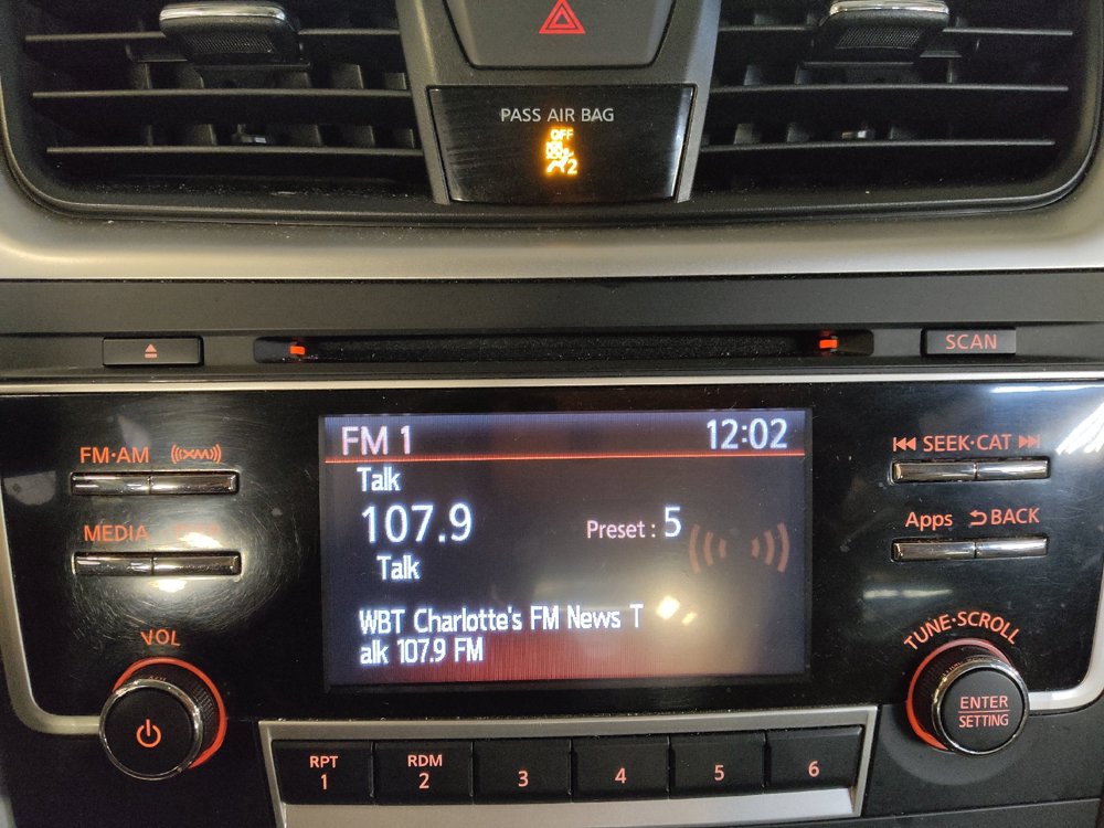 Used 2016 Nissan Altima 2.5 SV FWD image 25