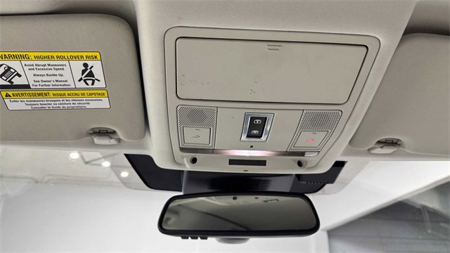 Used 2019 Land Rover Discovery Sport HSE image 18