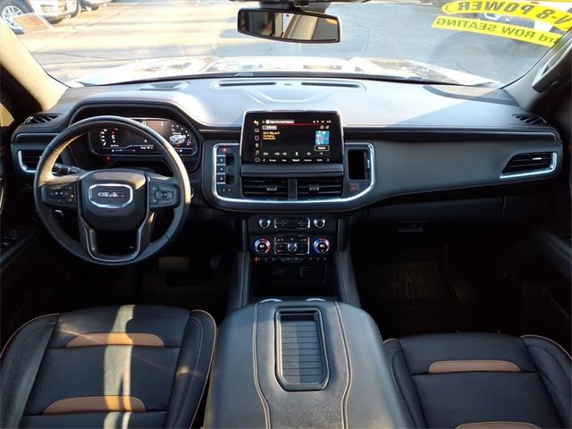 Used 2023 GMC Yukon AT4 w/ LPO, Floor Liner Package image 19