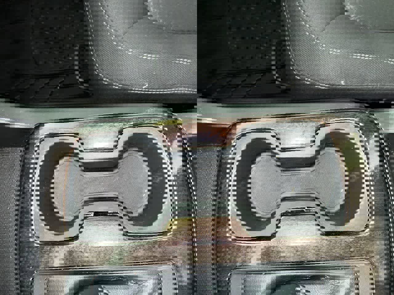 Used 2016 GMC Canyon SLE w/ SLE Convenience Package image 21