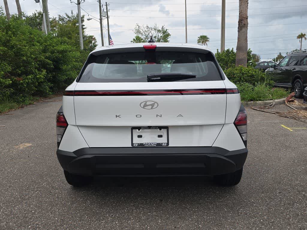 New 2027 Hyundai Kona SE FWD image 6