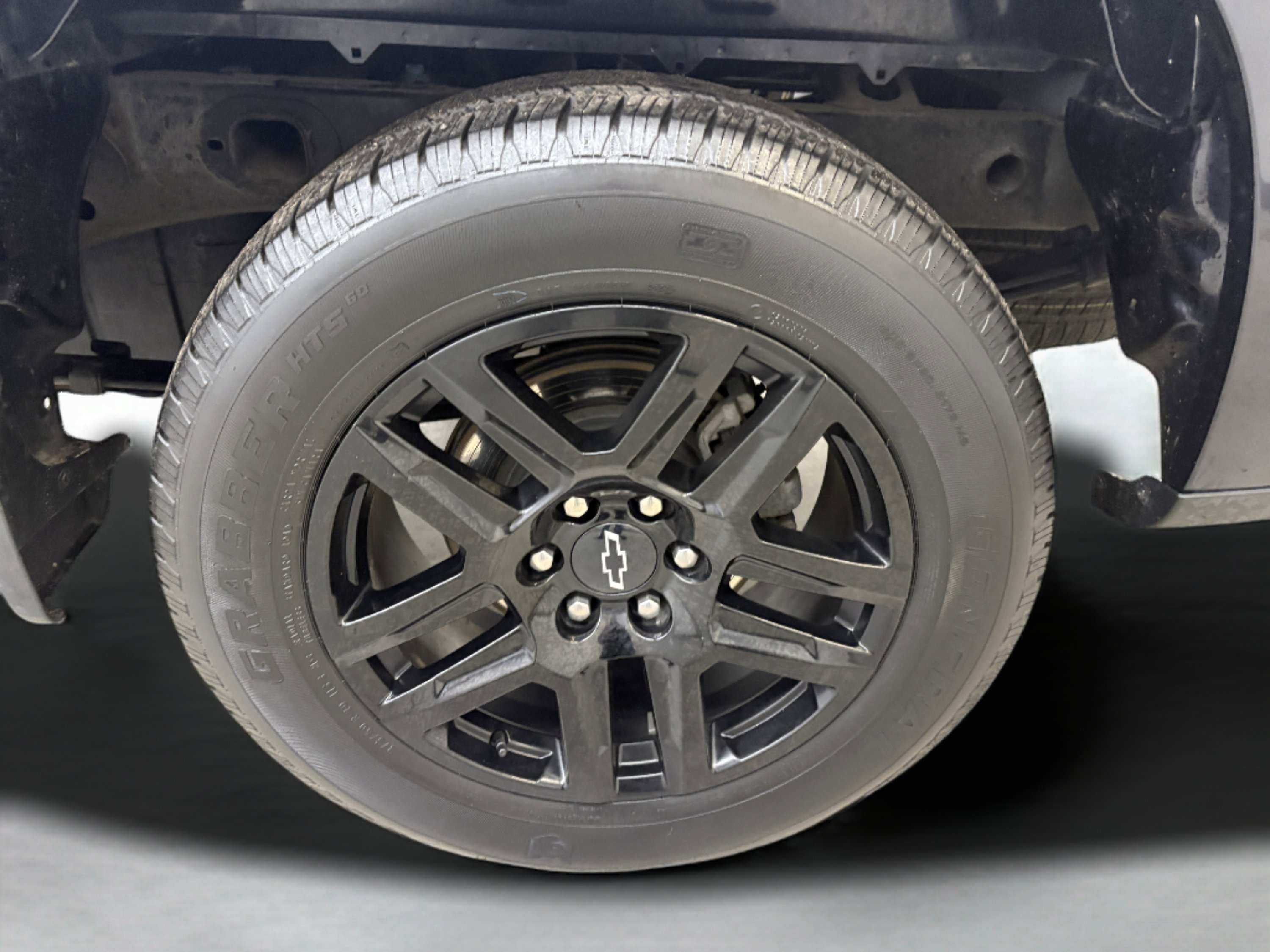 Used 2023 Chevrolet Silverado 1500 Custom w/ LPO, Dark Essentials Package image 8