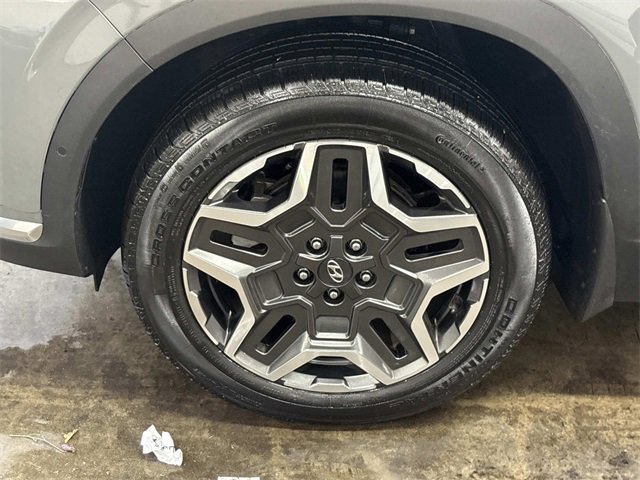 Used 2023 Hyundai Santa Fe Limited w/ Cargo Package image 11