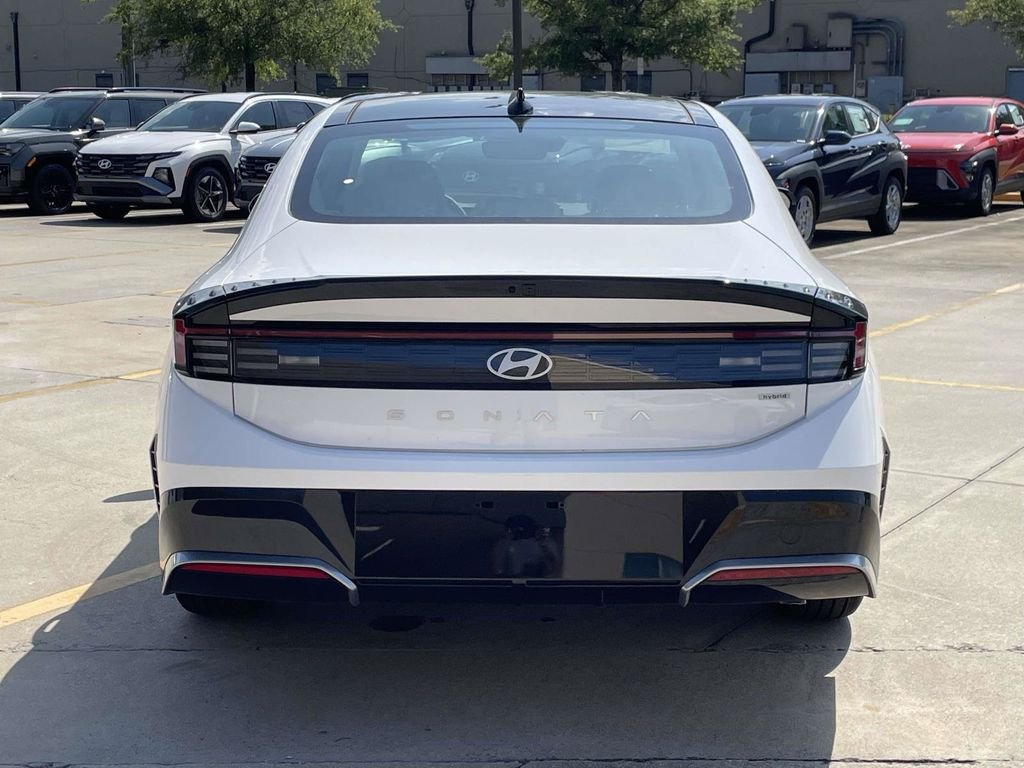 New 2026 Hyundai Sonata SEL FWD image 4