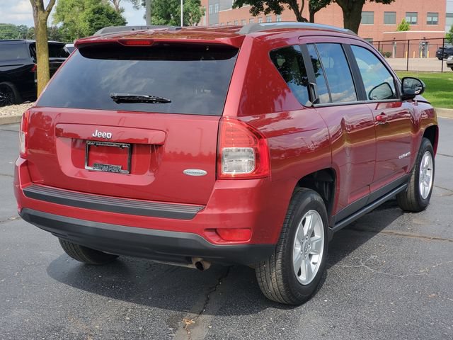 Used 2013 Jeep Compass Latitude FWD image 4