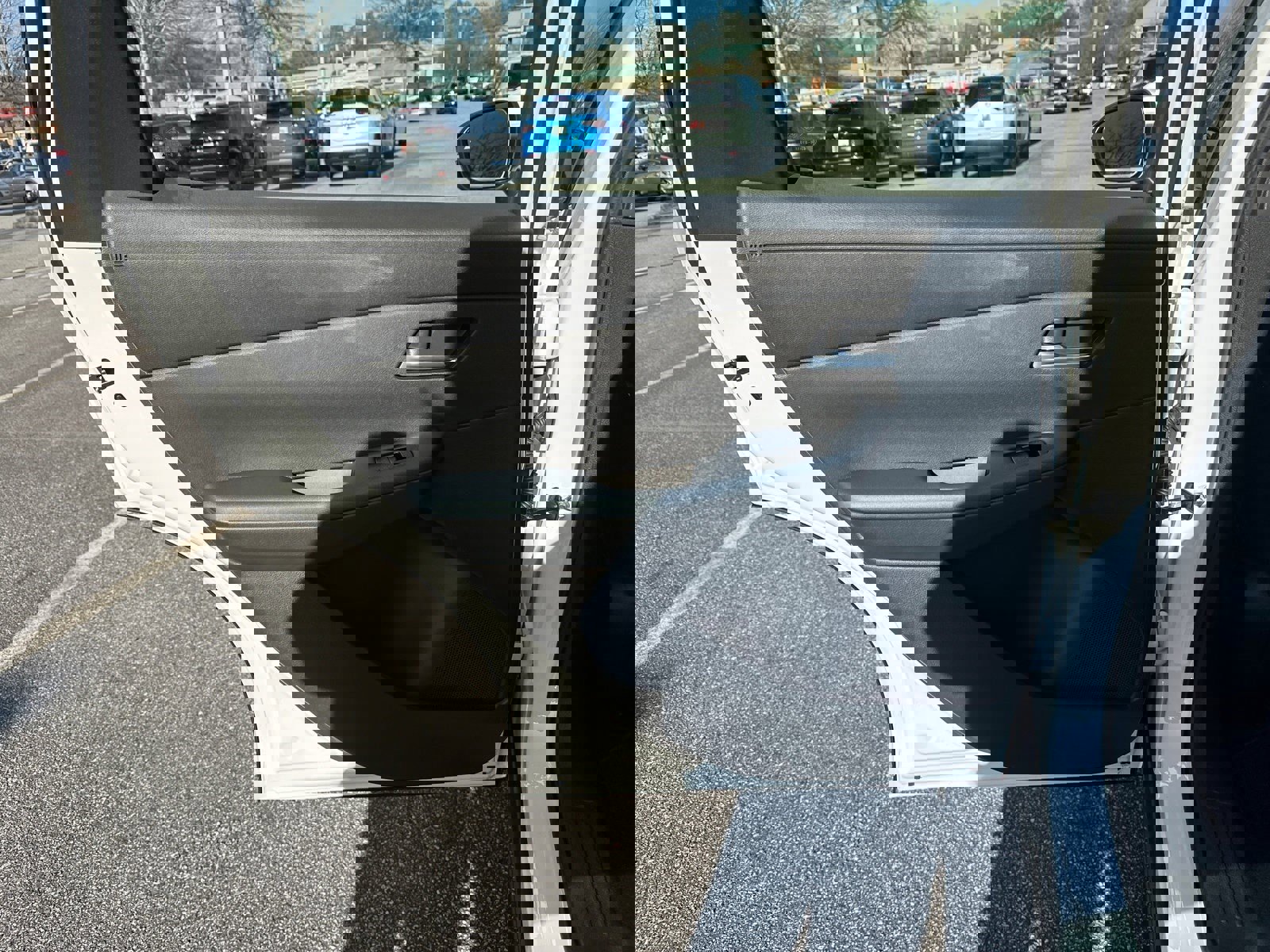 New 2026 Nissan Leaf SV+ w/ Floor Mat Package (SV+) image 21