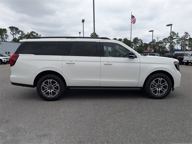 New 2025 Ford Expedition Max Active image 3