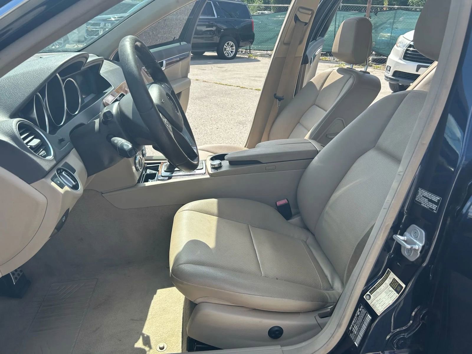 Used 2012 Mercedes-Benz C 300 4MATIC Sedan image 14