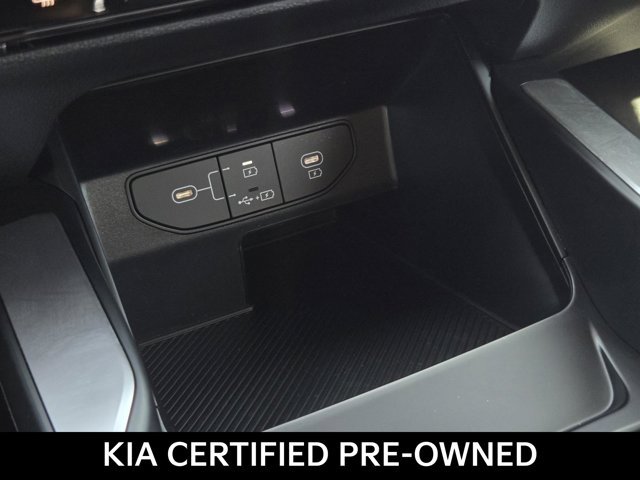 Certified 2026 Kia Sorento LX FWD image 22